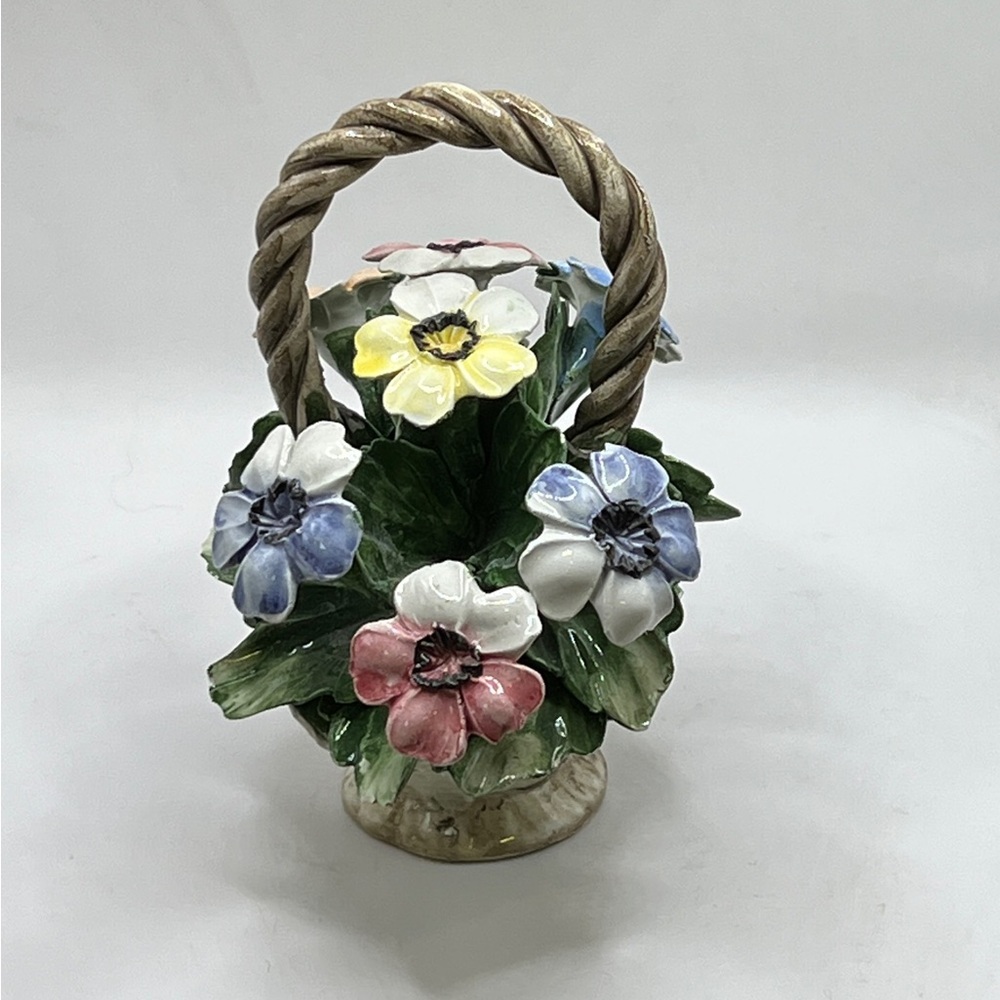 Capodimonte porcelain Flower Basket